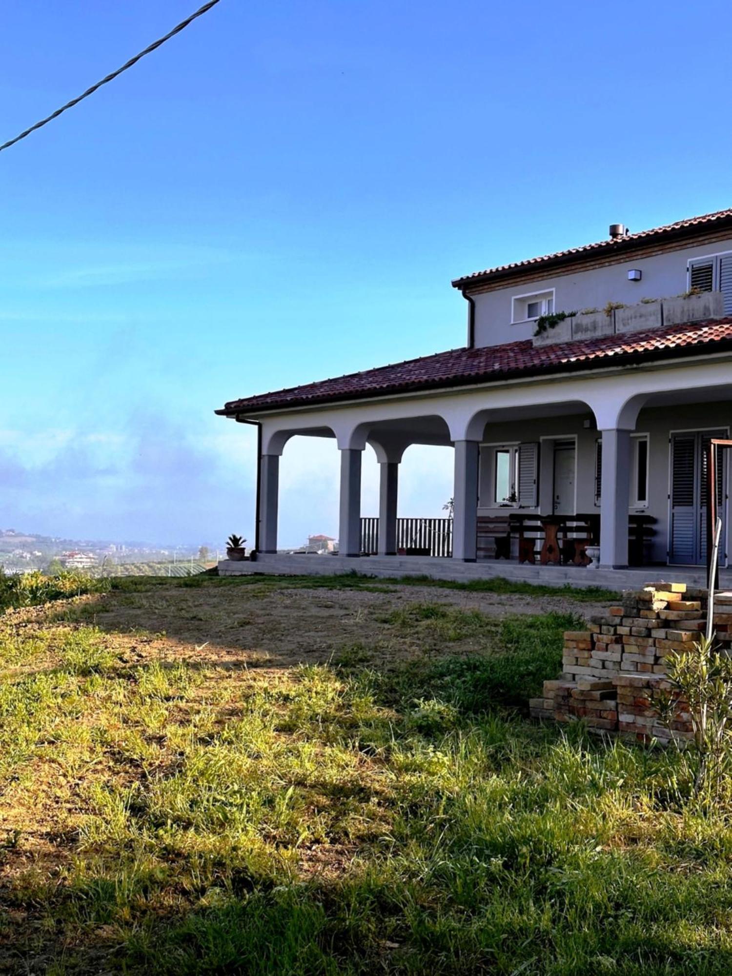 La Sosta Di Guido A Tavullia B&B 외부 사진